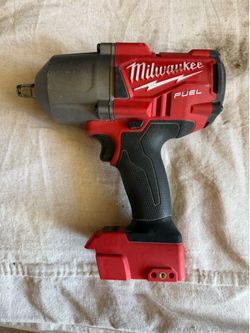 Milwaukee 1/2” torque wrench