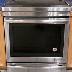 Jen Air 30" induction cooking range JIS1450DS1