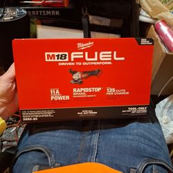Milwaukee M18 Fuel 4 1/2" Grinder (New In Box)