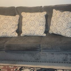 Couch With Sleeper