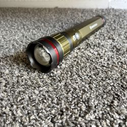 SwissTech LED Flashlight 