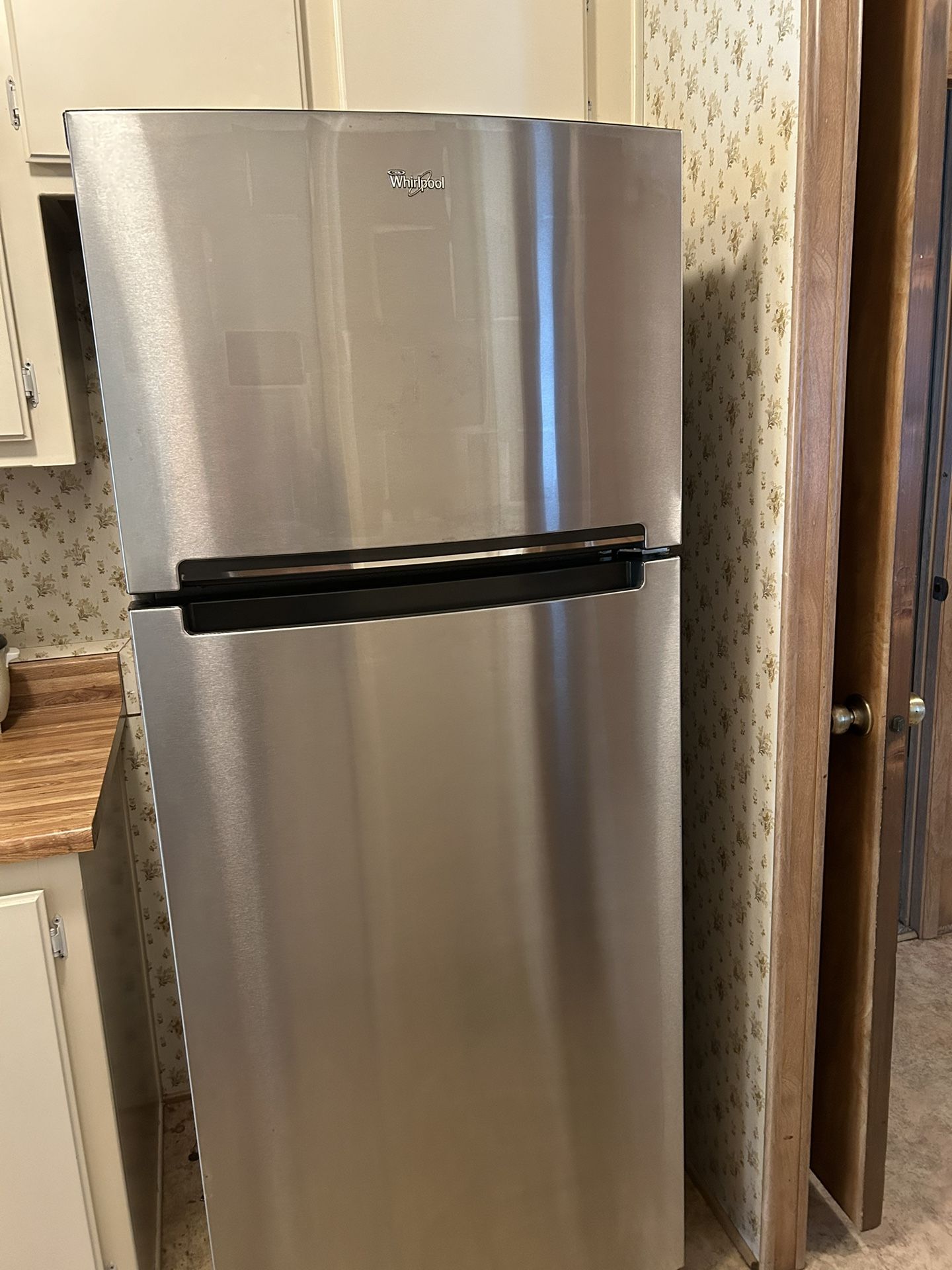 Stainless Steel Whirlpool Refrigerator Top Freezer