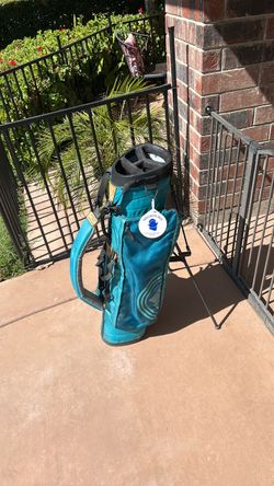 Stand-up golf bag