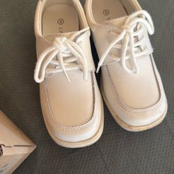 white shoes for boys 