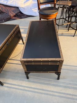 Chest w storage
