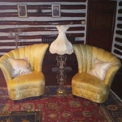 Online Estate Sale Of Joan Gordon 