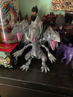 Blue eyes ultimate dragon figure