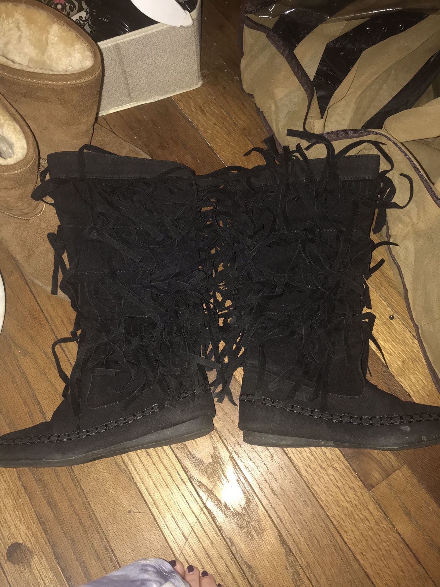 Boots from wet seal only worn a few times