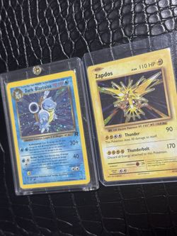 RARE PÒKEMON COLLECTION DARK BLASTOISE / HOLO ZAPDOS  SET