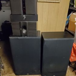whole set of speakers KLH-9915