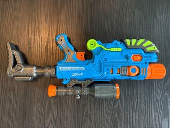 Nerf & Adventure Force Water Pump