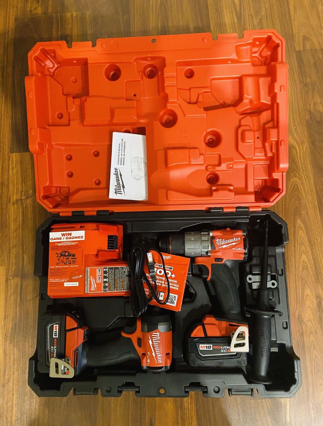 Milwaukee M18 FUEL 18V Lithium-Ion Brushless Cordless Drill Driver and Impact Driver Combo Kit (2-Tool) with 2 Batteries & Case ! BRAND NEW !!!