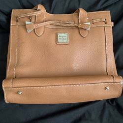 Dooney & Bourke Purse 
