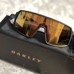 Oakley Glasses
