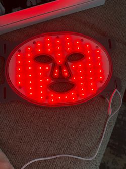 Omnilux LED light therapy mask