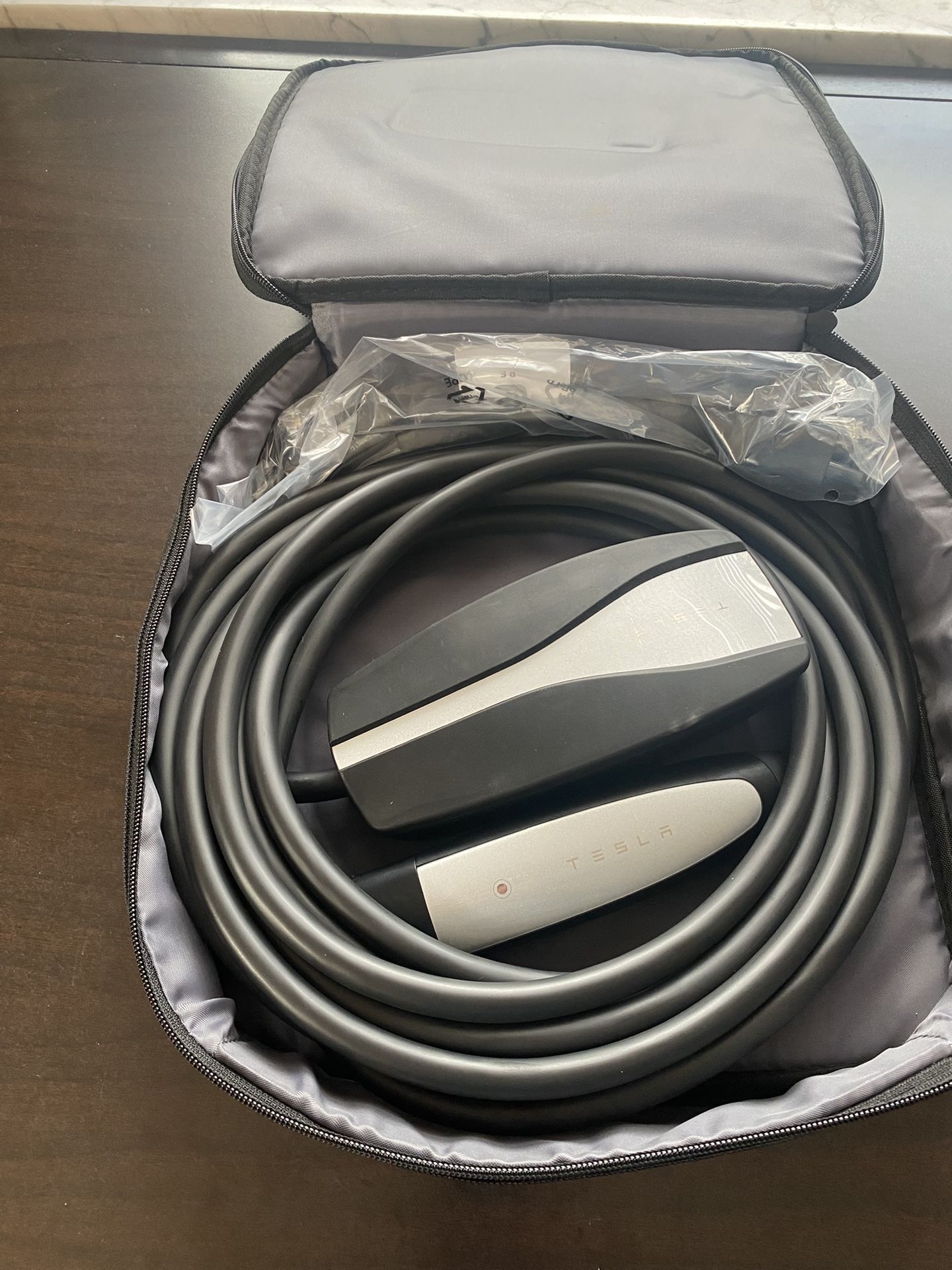 Tesla Mobile Connector