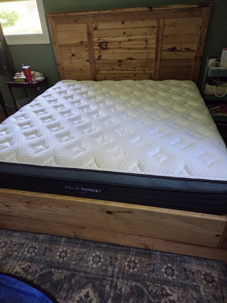 Helix Luxe Sunset King Mattress