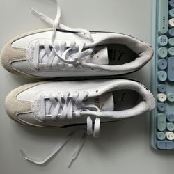 Puma Woman’s Shoes 