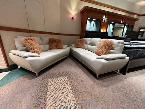 BEAUTIFUL VALENCIA SOFA AND LOVESEAT SET!$699!*SAME DAY DELIVERY*NO CREDIT NEEDED*EASY FINANCING*HUGE SALE*
