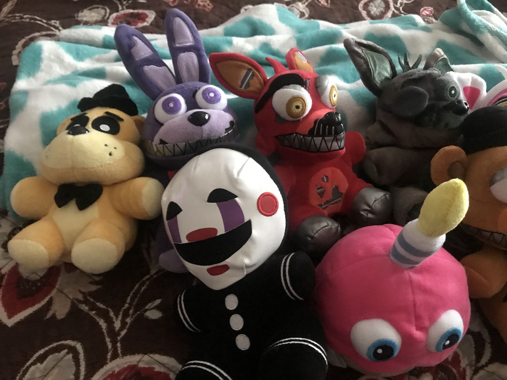 Fnaf Plush/Bonnie/Small Bag In The Back for Sale in Wappingers Fl, NY -  OfferUp