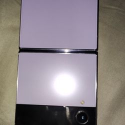 Unlocked Samsung  Z Flip  4 