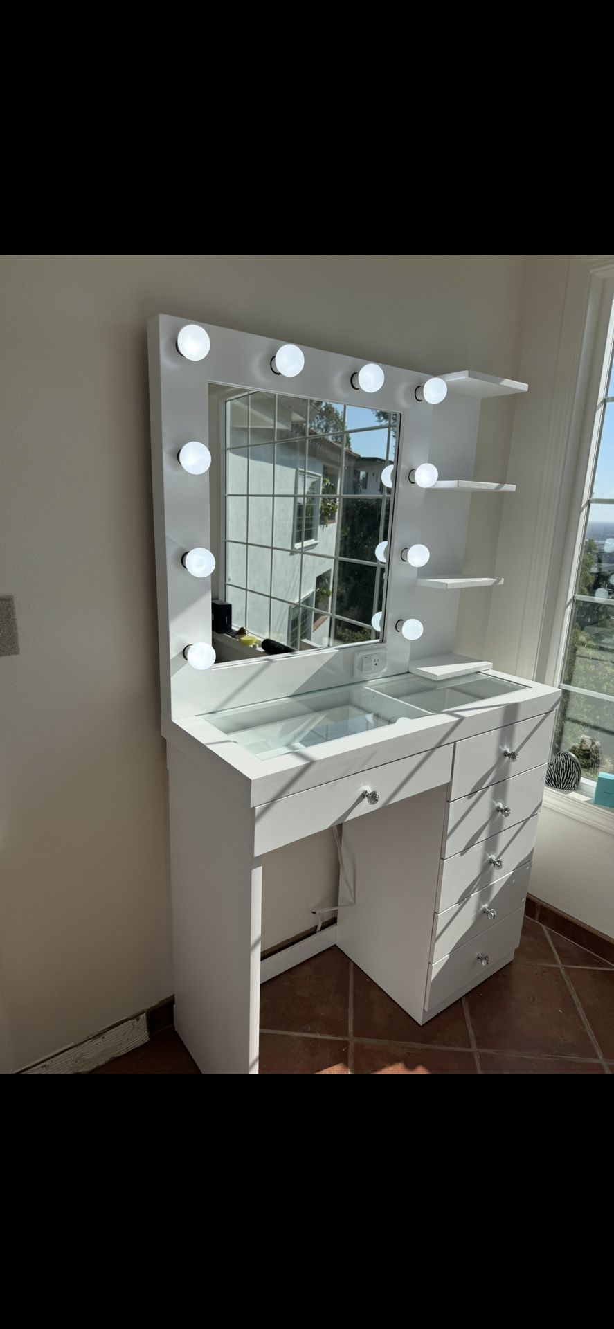 Makeup Vanity
