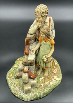 NatureCraft FRIENDLY PERSUASION Ceramic Porcelain Sculpture Hand Paint England No. 853