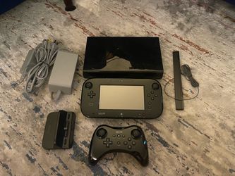 WiiU Game Console and Controllers