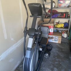 Elliptical In Good Condition