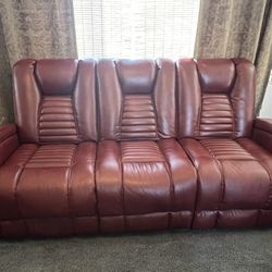SET OF 2 LEATHER SOFA RECLINERS 