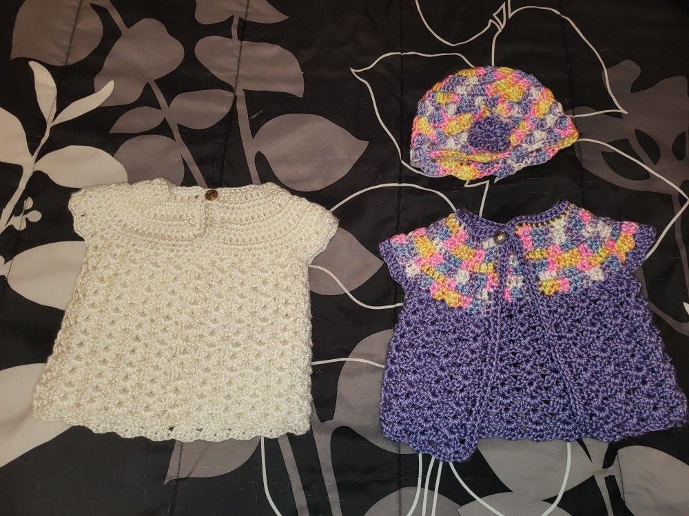 Crochet Handmade 3 Pieces With Matching Booties