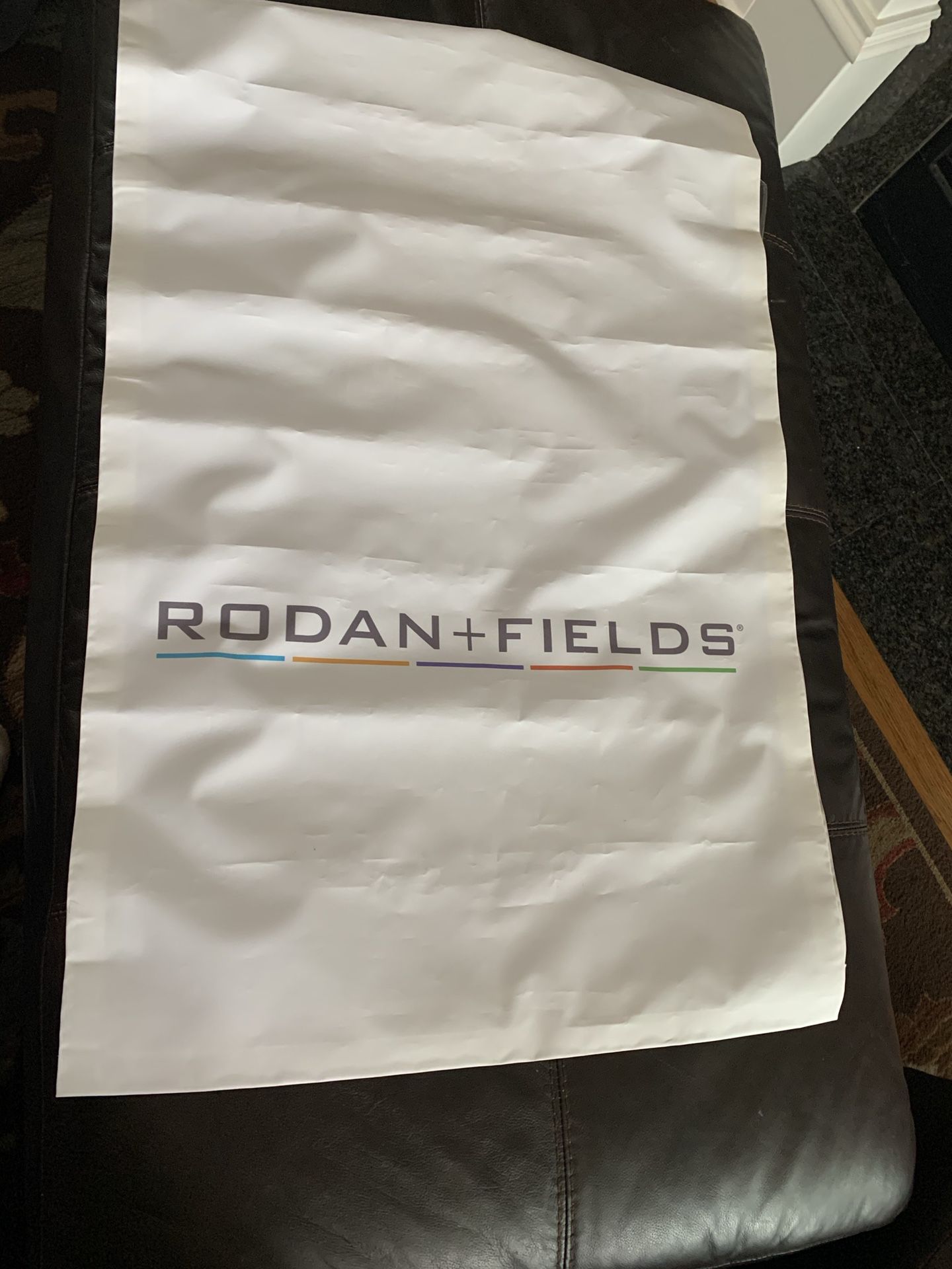 Rodan and Fields table top banner