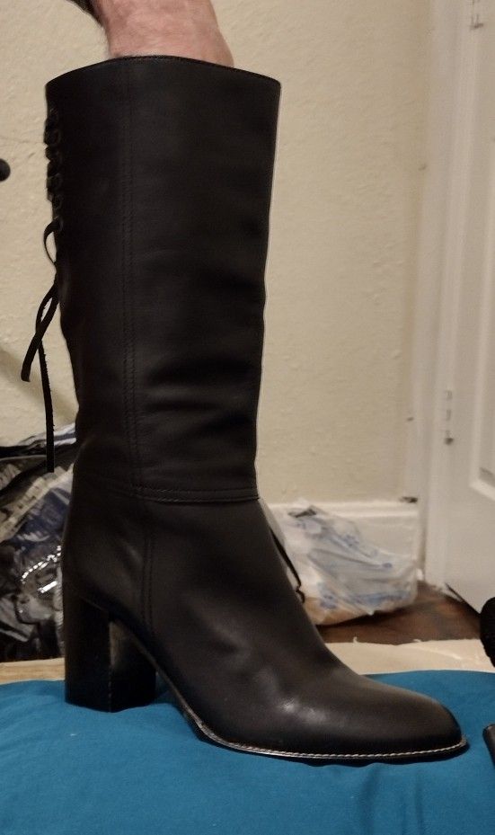 Coach Sz 7 1/2 Boot