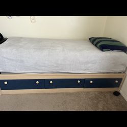 Twin Bed Frame/ Bunkie Board with Twin Xl Mattress