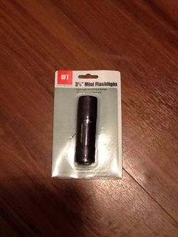 LED flashlight