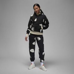 NEW Jordan Artist Series by Mia Lee Women's Medium Fleece Set - Black