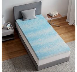 Novilla Memory Foam Mattress Topper Twin - 2 Inch Cooling Gel Infused Memory Foam