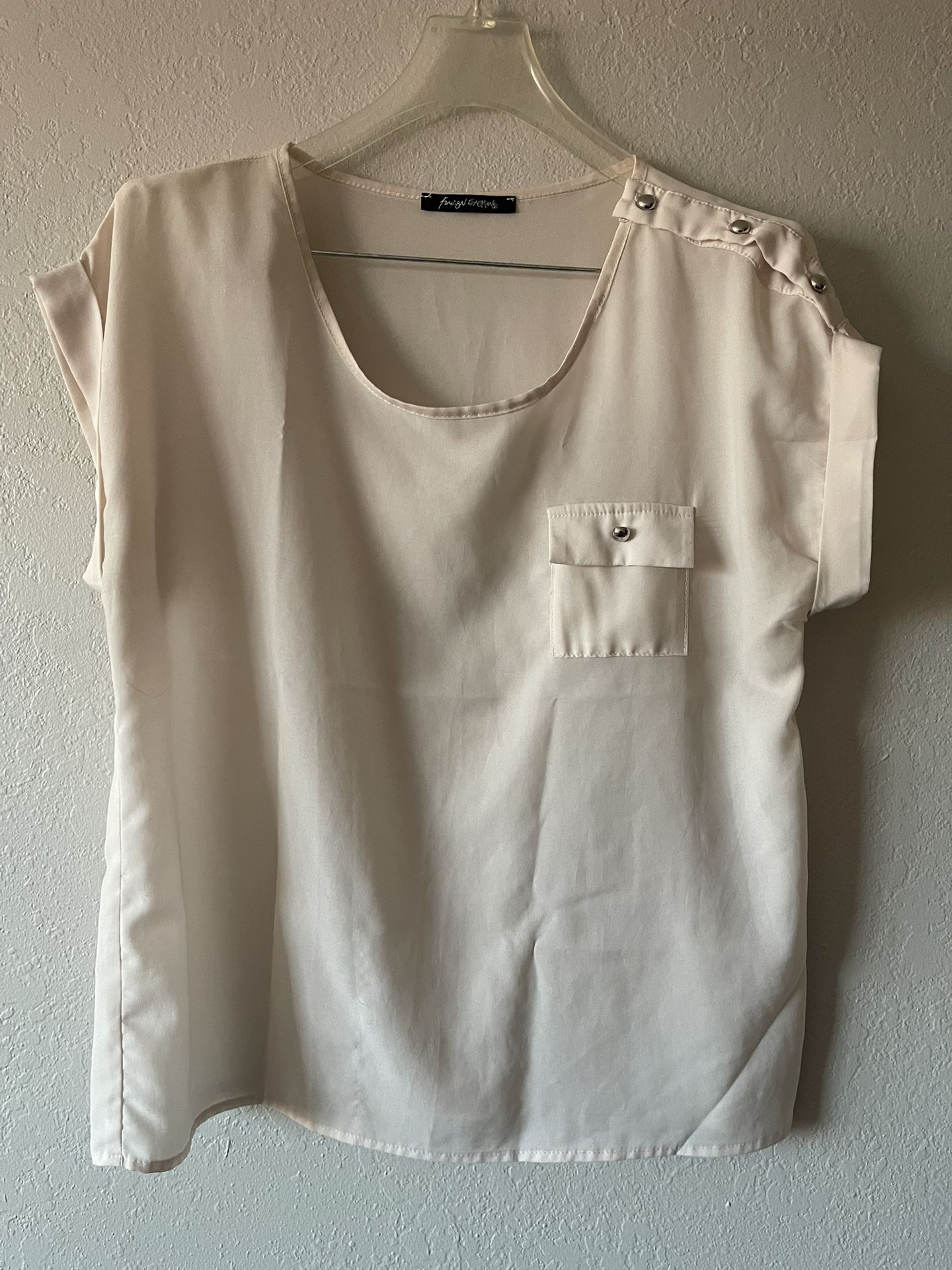 Foreign Exchange, Women’s  Beige Shirtsleeve Front Pocket Blouse, Size L