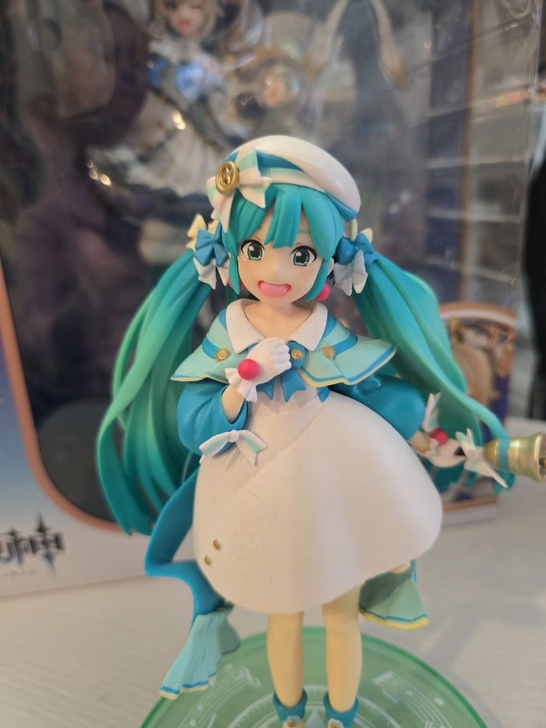 HATSUNE MIKU