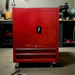 PRO STEEL® Tool Cabinet