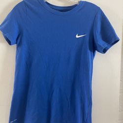 660 Preowned Blue Nike Athletic Cut Dri Fit T-shirt Size XS $5.00