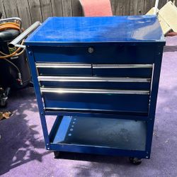 Tool Box  31x20 High 39