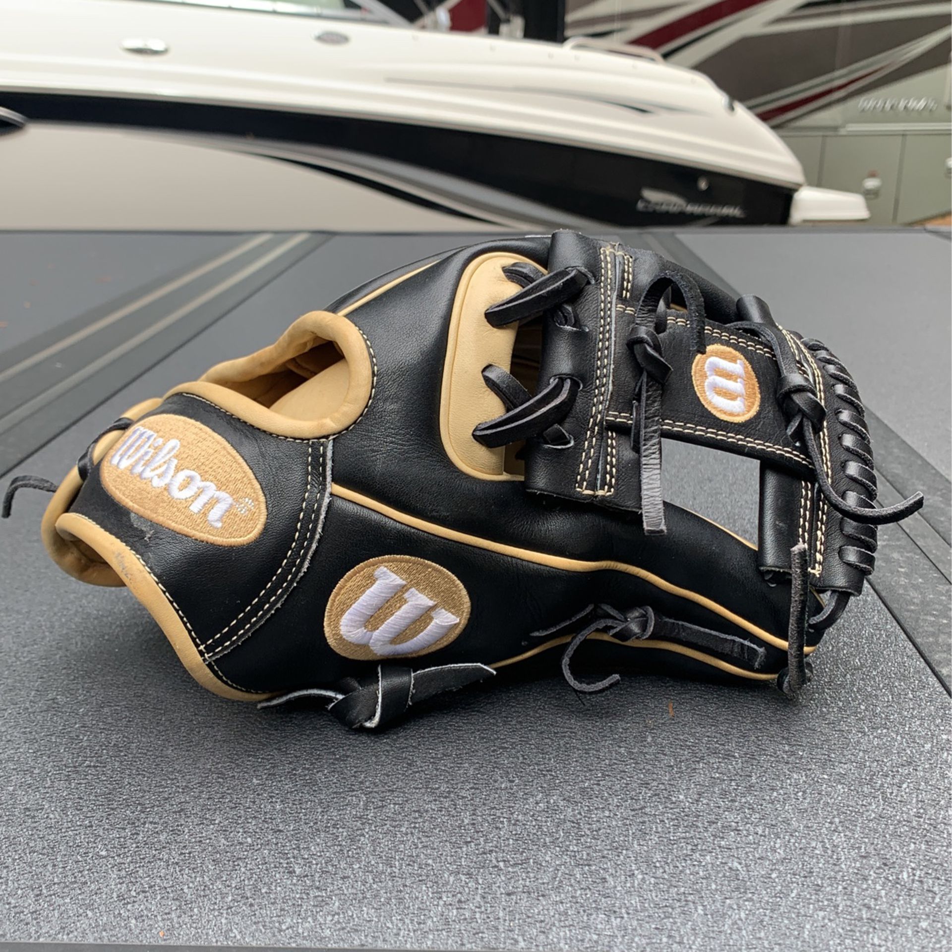 Wilson A2000 Baseball Glove 11.5”