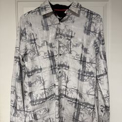 $25 each size medium button up’s   $25 cada una camisas talla mediana   7x