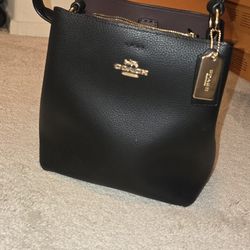 Coach Black Purse 
