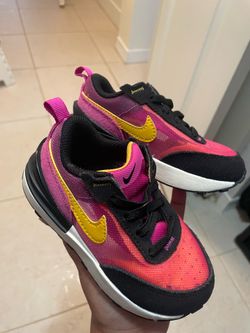 Baby shoes