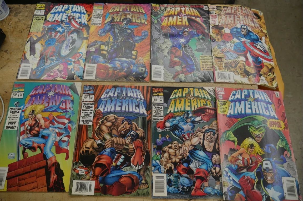 LOT 10 MARVEL COMICS CAPTAIN AMERICA 427 MAY 428 JUNE 438 APRIL 95 437 MARCH 431 SEPTEMBER 429 JULY 430 AUGUST 435 JANUARY 1
