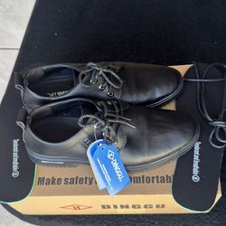 Slip resistant shoes for restaurants sizes 8 man