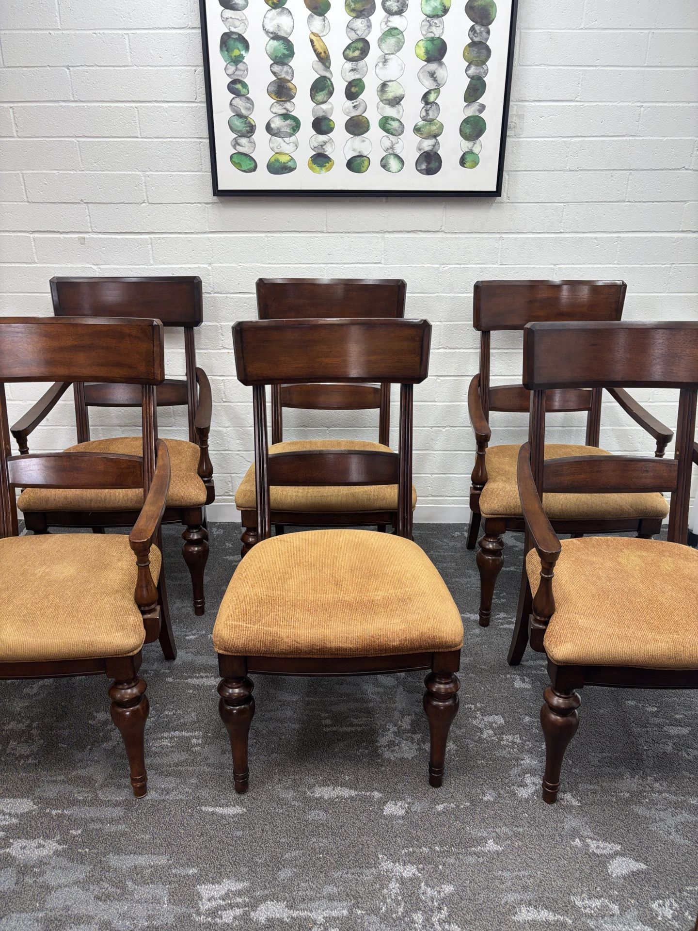 Vintage Bernhardt dining chairs 4 arm and 2 side. 6 chairs
