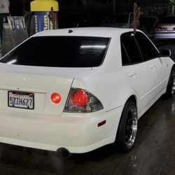 2002 Lexus IS 300